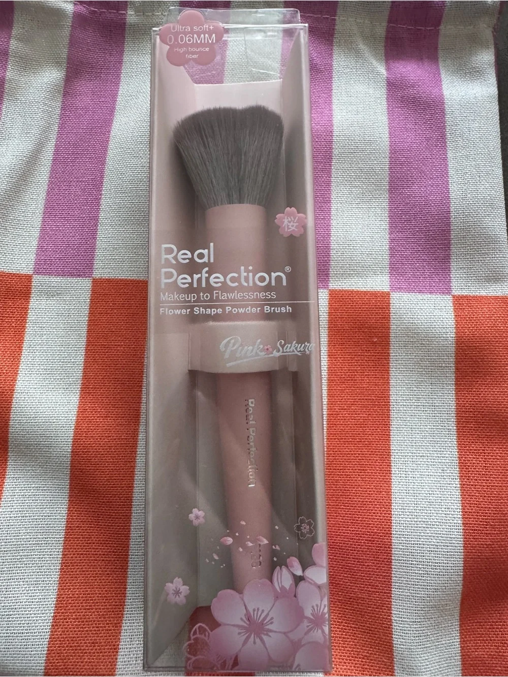 Perfection Pink Handle Gray Bristle Flower Powder Brush